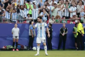 Lionel Messi supera recorde de Pelé e se torna líder em ranking na Copa do Mundo