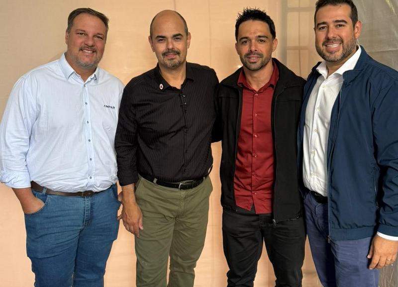 Prefeito de Córrego Fundo apresenta demandas ao Governo de Minas