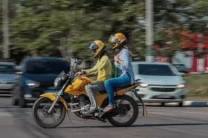 Governo amplia crédito para motociclistas de aplicativos