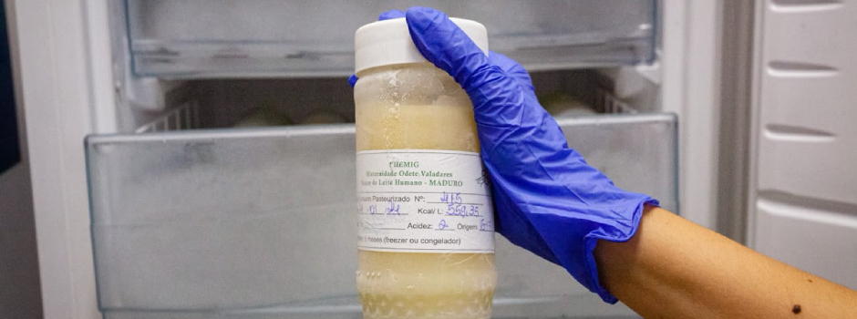 Doação de leite materno contribui para recuperação de bebês prematuros e ajuda a salvar vidas diariamente 