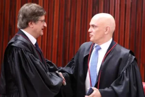 “Nenhuma autoridade pode decidir sozinha se deve ser investigada”