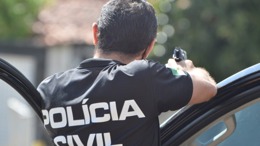Simões anuncia nomeações na Segurança e 3 mil vagas na Polícia Civil durante transição de governo